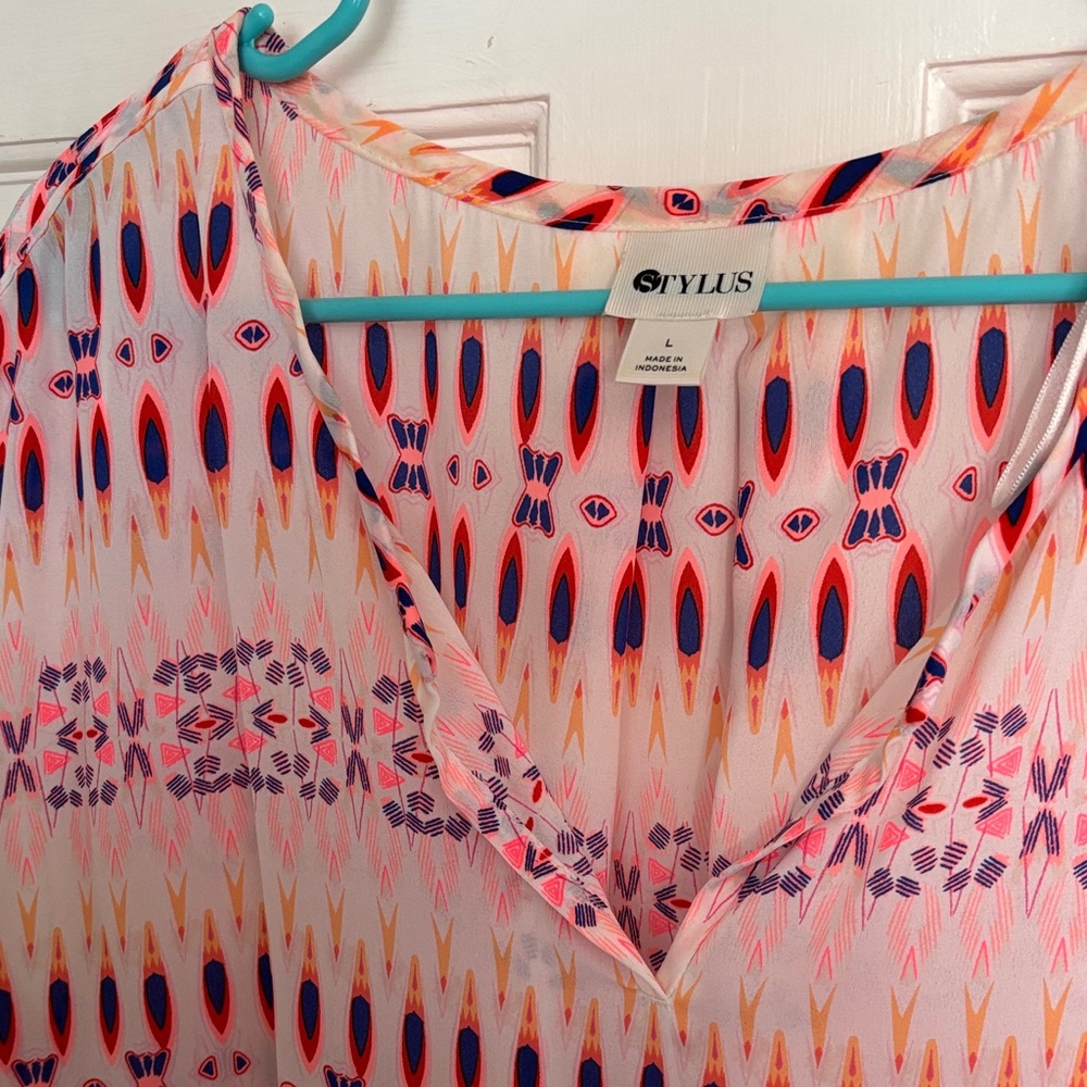 STYLUS Pink Multicolor Sleeveless V-Neck Geometric Print Top - Picture 5 of 8